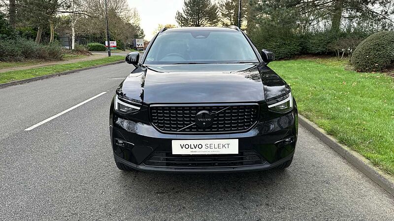 Volvo XC40 Black Edition Ultra, B4 Mild hybrid, Petrol