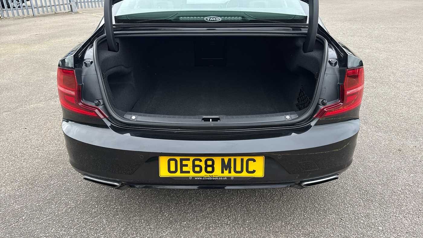 Volvo S90 D4 R-Design Automatic (Winter Pack)