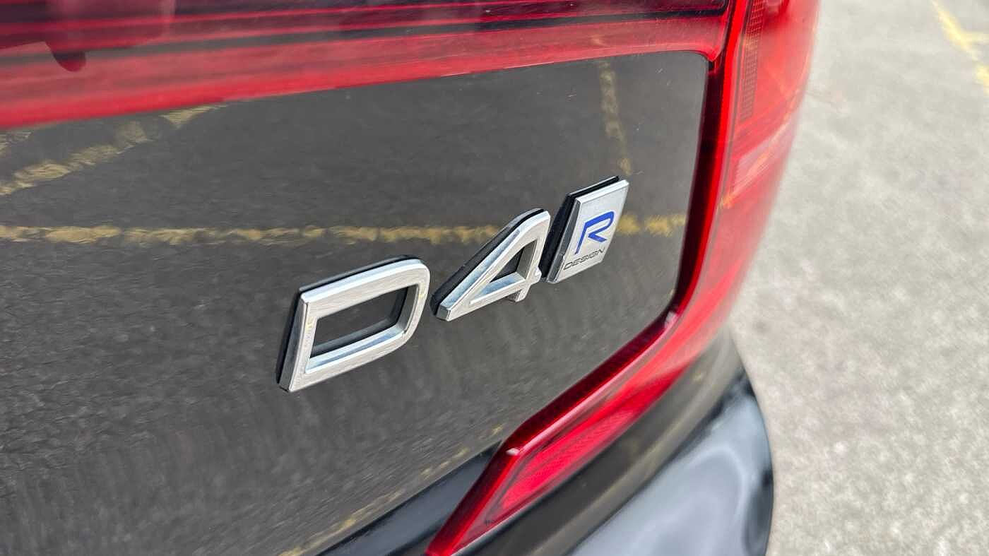 Volvo S90 D4 R-Design Automatic (Winter Pack)