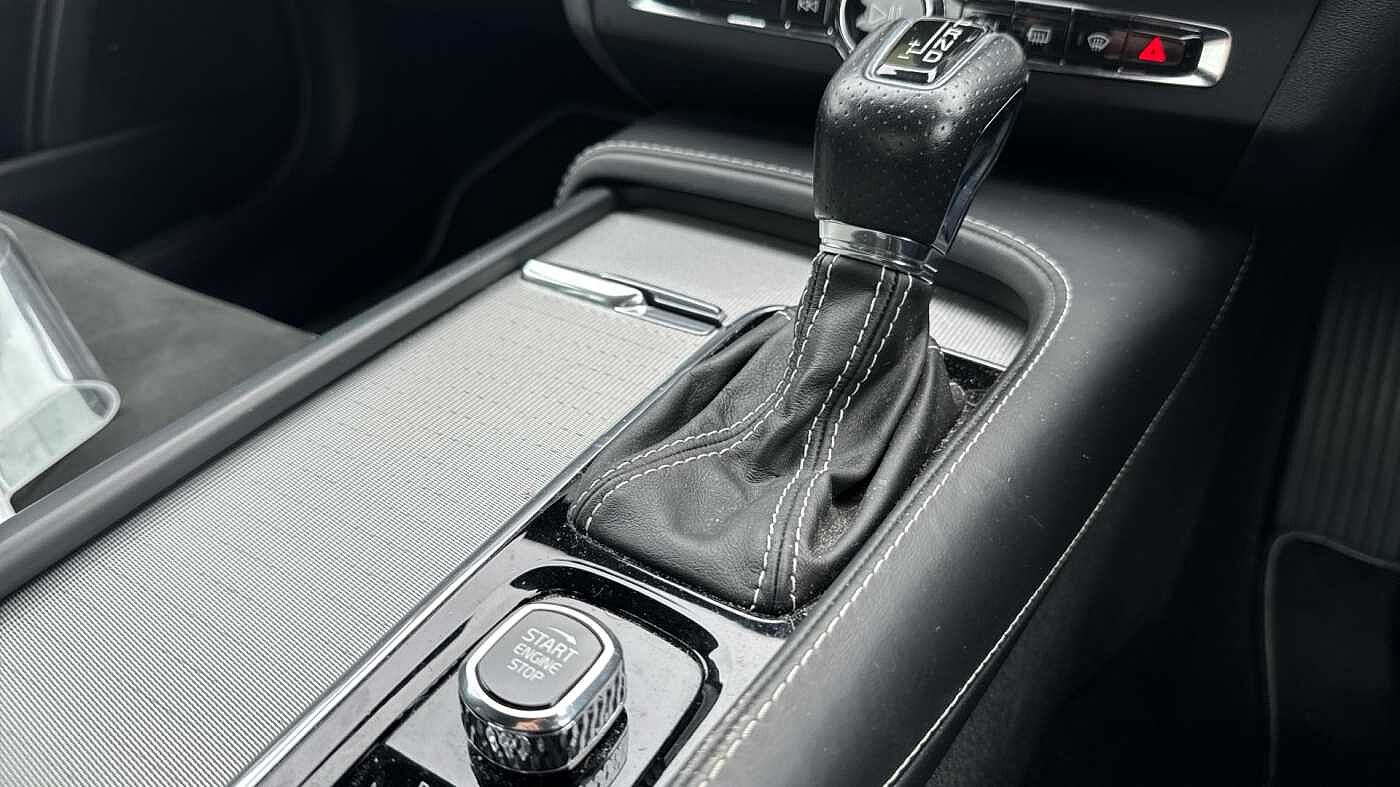 Volvo S90 D4 R-Design Automatic (Winter Pack)