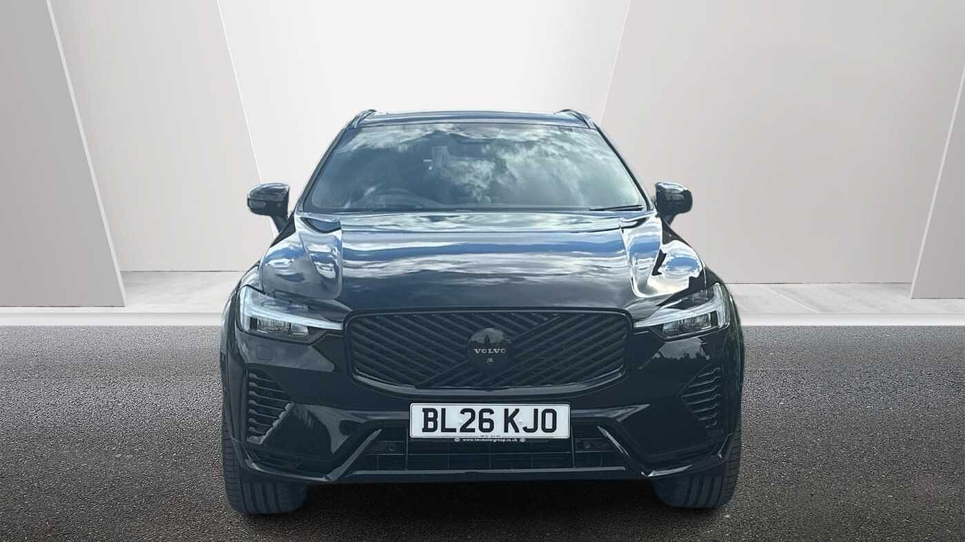 Volvo XC60 Black Edition Ultra, T8 AWD Plug-in hybrid, Electric/Petrol (£9000 SAVING! )
