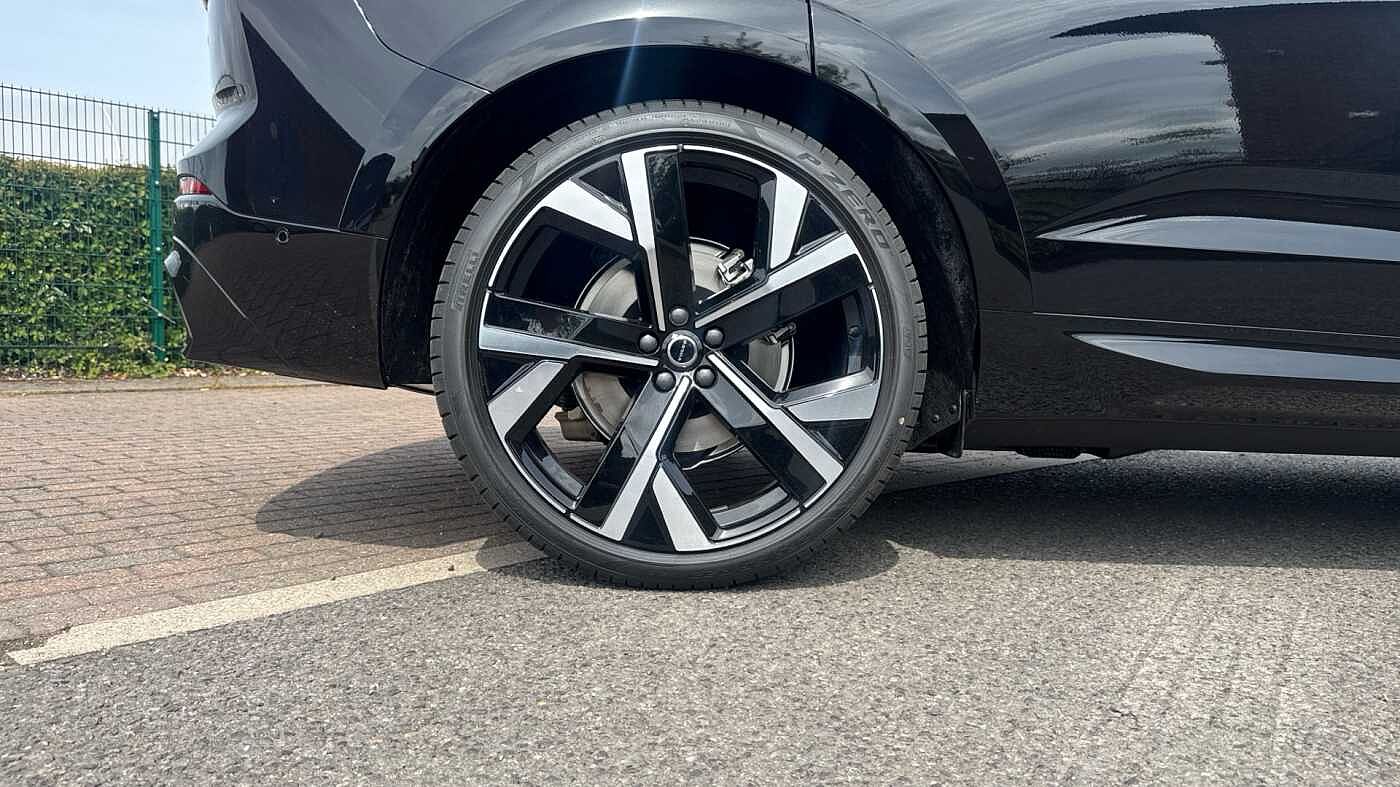 Volvo XC60 Black Edition Ultra, T8 AWD Plug-in hybrid, Electric/Petrol