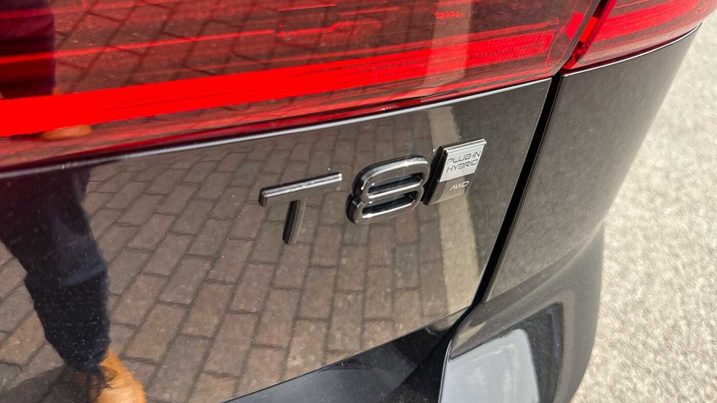 Volvo XC60 Black Edition Ultra, T8 AWD Plug-in hybrid, Electric/Petrol