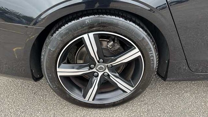 Volvo S90 D4 R-Design Automatic (Winter Pack)