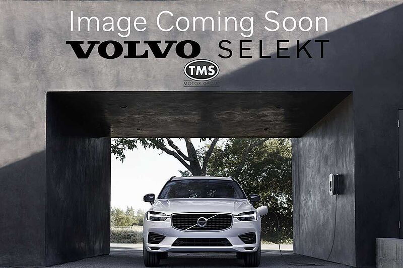 Volvo XC40 Ultra, B4 Mild hybrid, Petrol, Dark