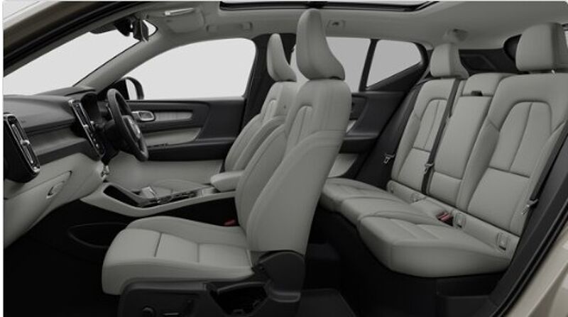 Volvo XC40 Ultra, B3 Mild hybrid, Petrol, Dark (BLOND LEATHER! PANORAMIC ROOF! )