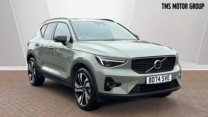 Volvo XC40 Ultra, B4 Mild hybrid, Petrol, Dark