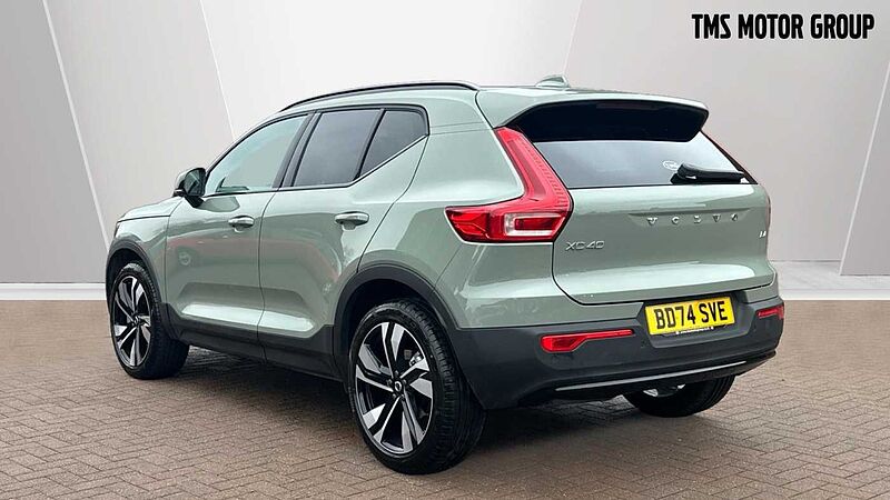 Volvo XC40 Ultra, B4 Mild hybrid, Petrol, Dark