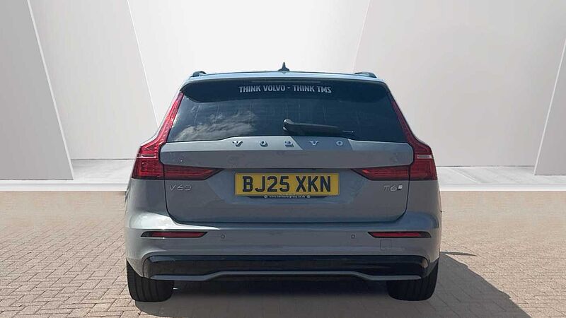 Volvo V60 Plus, T6 AWD Plug-in hybrid, Electric/Petrol, Dark