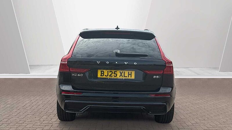 Volvo XC60 Ultra, B5 AWD Mild hybrid, Petrol, Dark