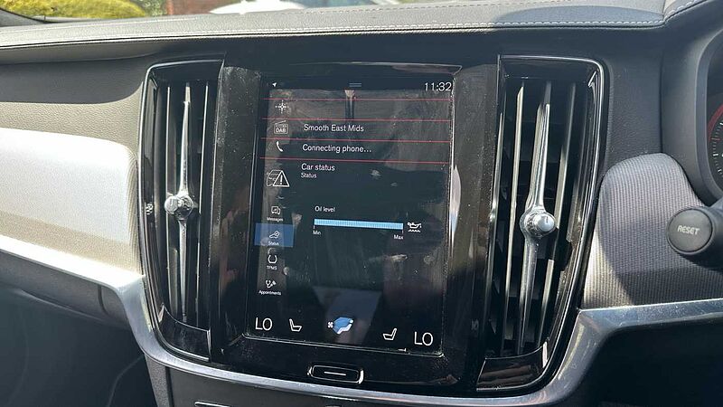 Volvo S90 T8 AWD Twin Engine R-Design Plus Automatic