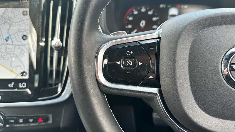 Volvo S90 T8 AWD Twin Engine R-Design Plus Automatic