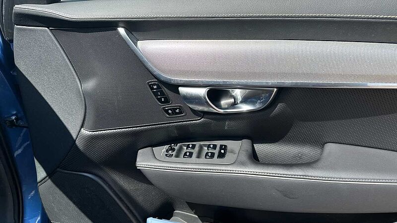 Volvo S90 T8 AWD Twin Engine R-Design Plus Automatic