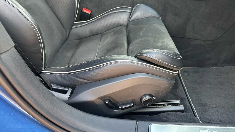 Volvo S90 T8 AWD Twin Engine R-Design Plus Automatic