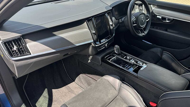 Volvo S90 T8 AWD Twin Engine R-Design Plus Automatic