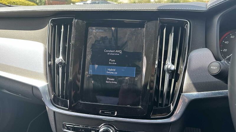 Volvo S90 T8 AWD Twin Engine R-Design Plus Automatic