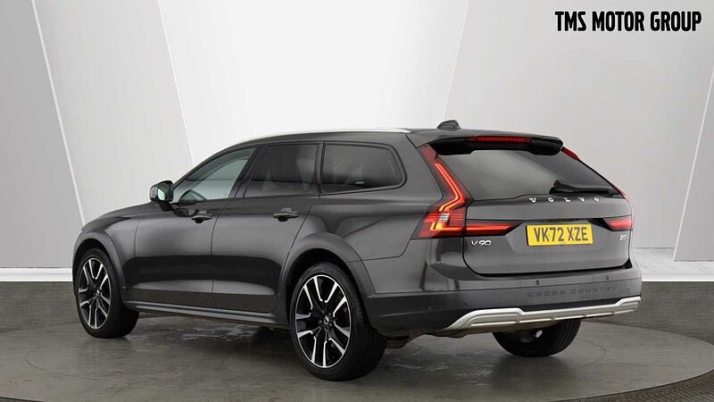 Volvo V90 Cross Country Ultimate, B5 AWD mild hybrid, Petrol