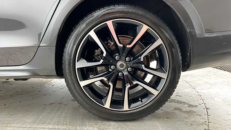 Volvo V90 Cross Country Ultimate, B5 AWD mild hybrid, Petrol