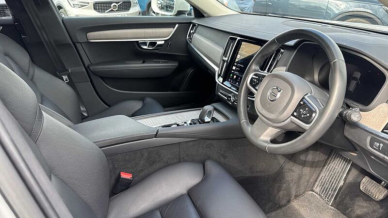 Volvo V90 Cross Country Country, B5 AWD mild hybrid (DRIVER ASSISTANCE! PARK ASSIST! )