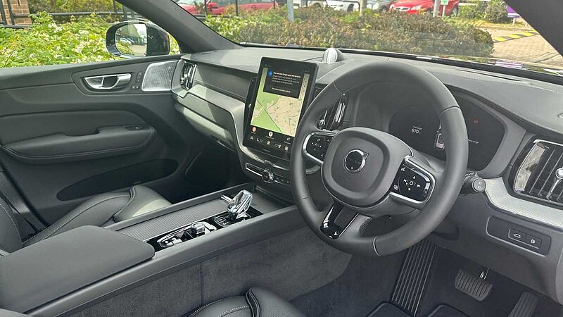 Volvo XC60 Black Edition Ultra, T8 AWD Plug-in hybrid, Electric/Petrol (&pound;9000 SAVING! )