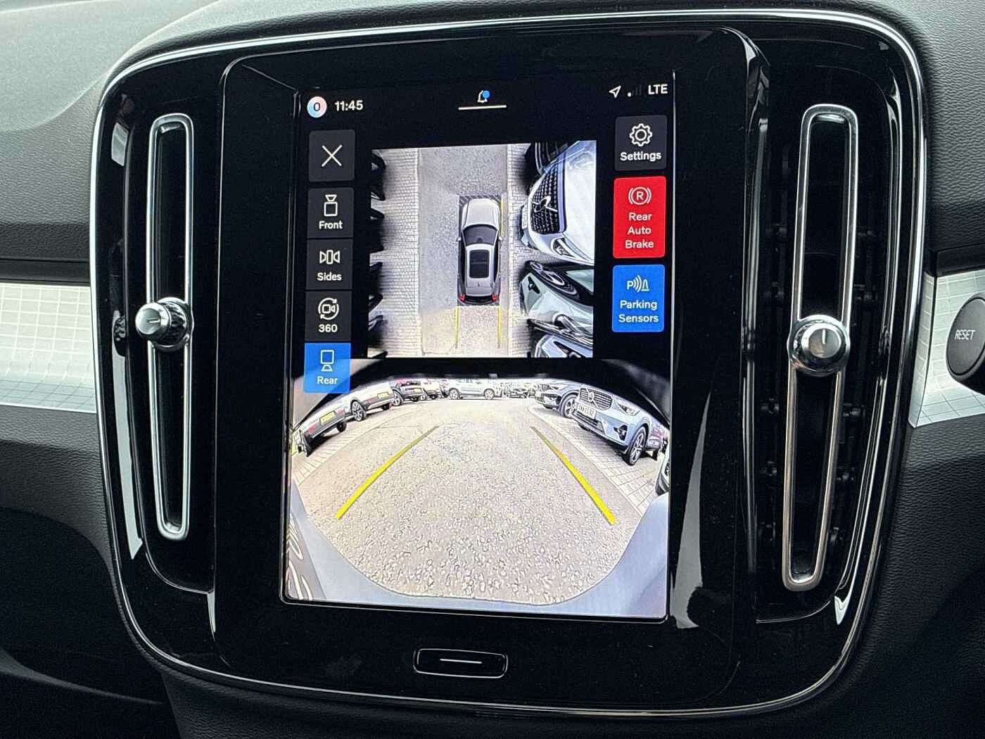 Volvo XC40 2.0 B4P Ultra Black Edition 5Dr Auto