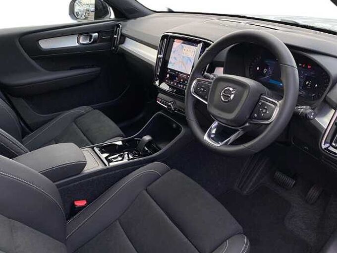 Volvo Xc40 2.0 B4P Ultra Black Edition 5Dr Auto