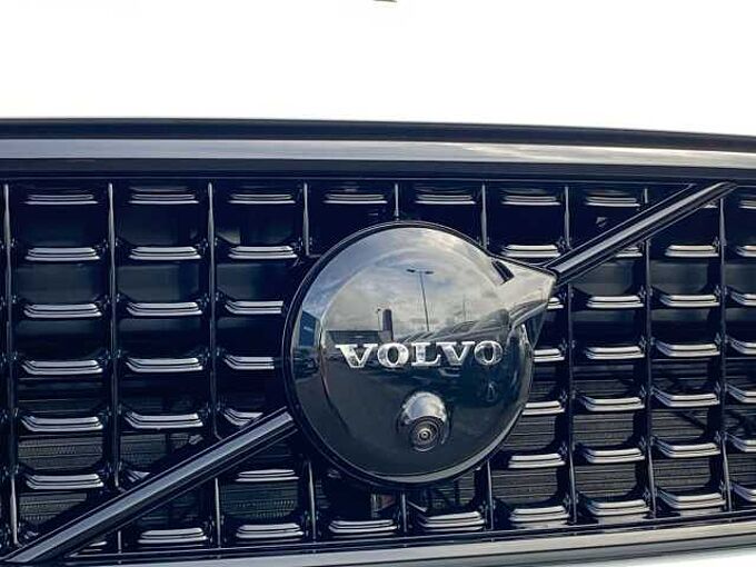 Volvo Xc40 2.0 B4P Ultra Black Edition 5Dr Auto