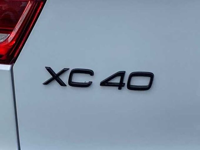 Volvo Xc40 2.0 B4P Ultra Black Edition 5Dr Auto