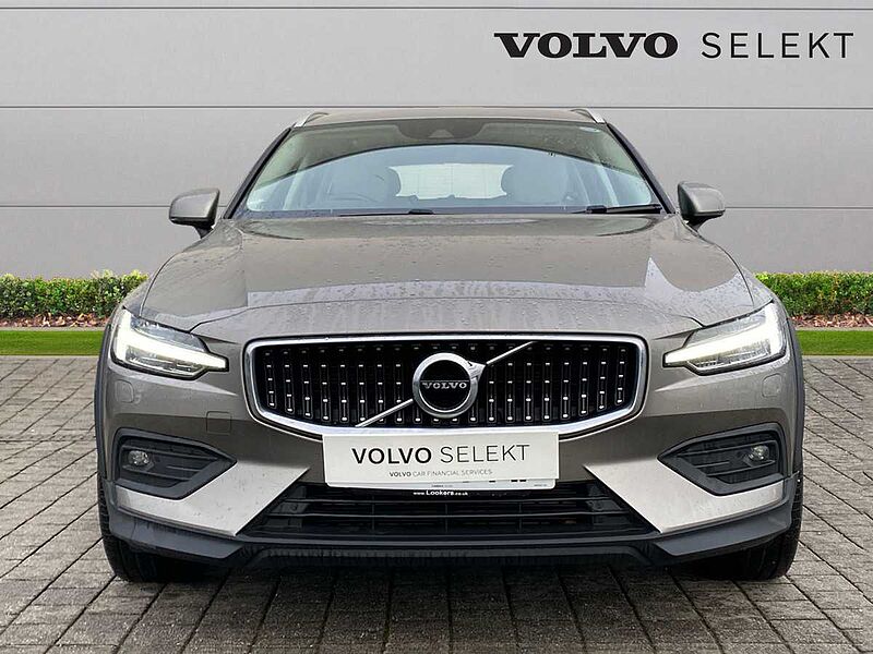 Volvo V60 Cross Country Country, B4 AWD mild hybrid