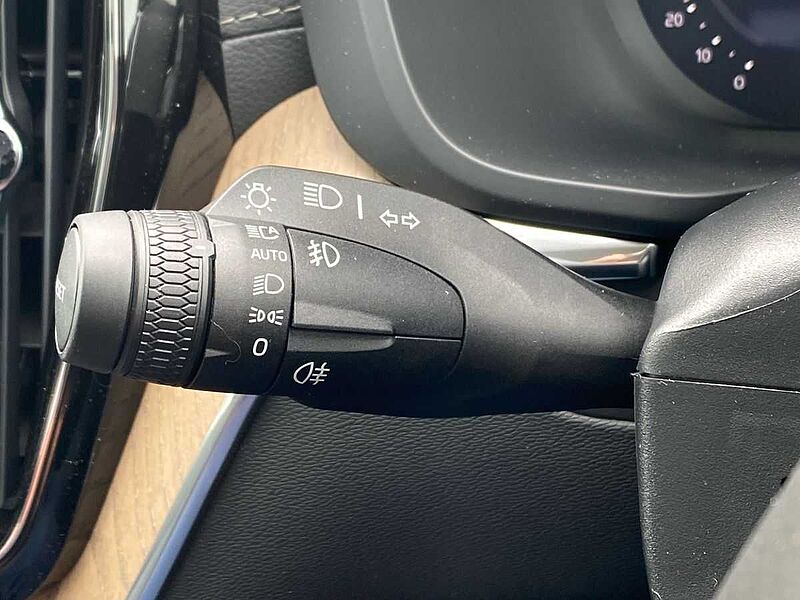 Volvo XC60 2.0 T8 [455] Phev Ultra Dark 5Dr Awd Geartronic
