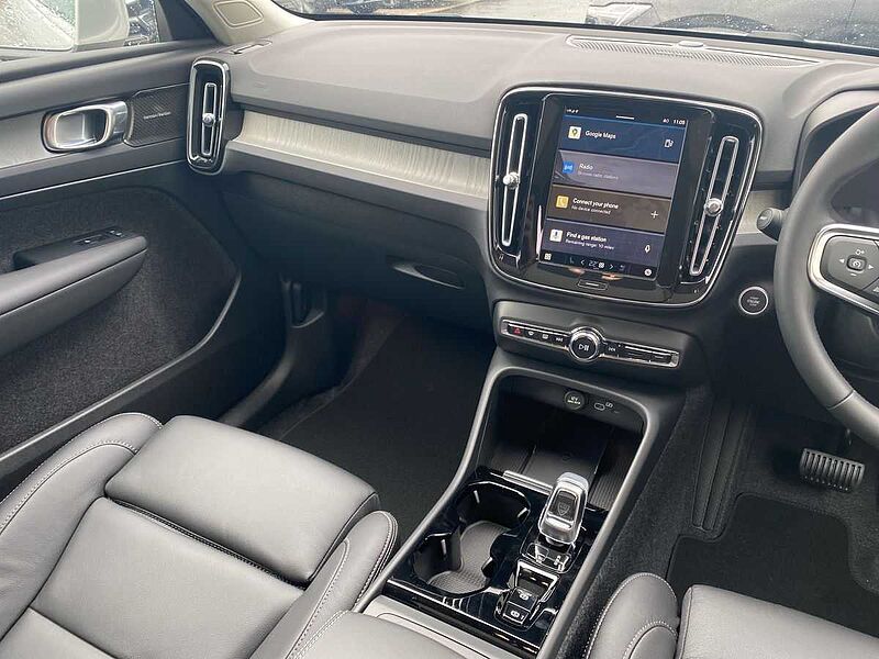 Volvo XC40 2.0 B4P Ultra Dark 5Dr Auto