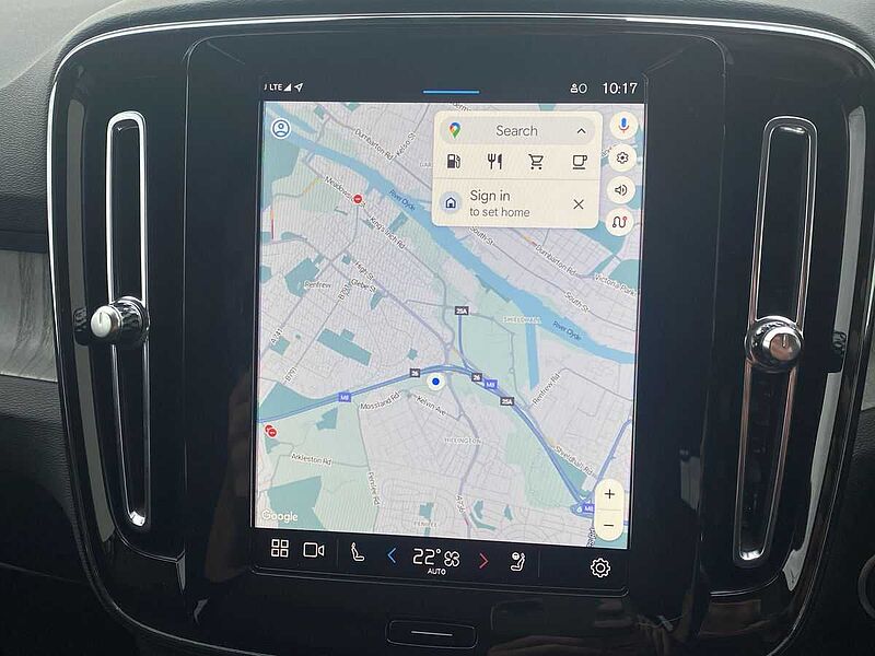 Volvo XC40 2.0 B4P Ultra Dark 5Dr Auto