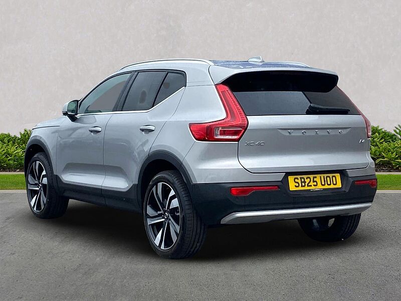 Volvo XC40 2.0 B4P Ultra Dark 5Dr Auto