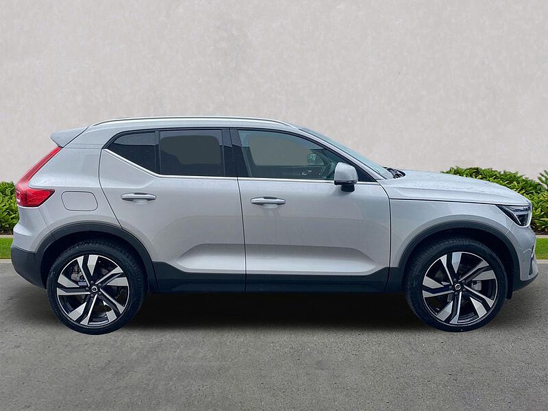 Volvo XC40 2.0 B4P Ultra Dark 5Dr Auto
