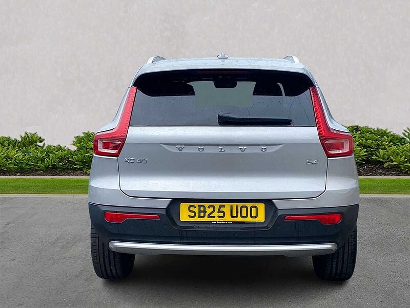 Volvo XC40 2.0 B4P Ultra Dark 5Dr Auto