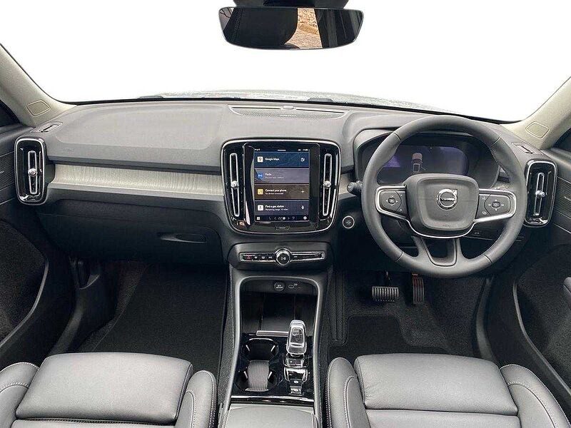 Volvo XC40 2.0 B4P Ultra Dark 5Dr Auto