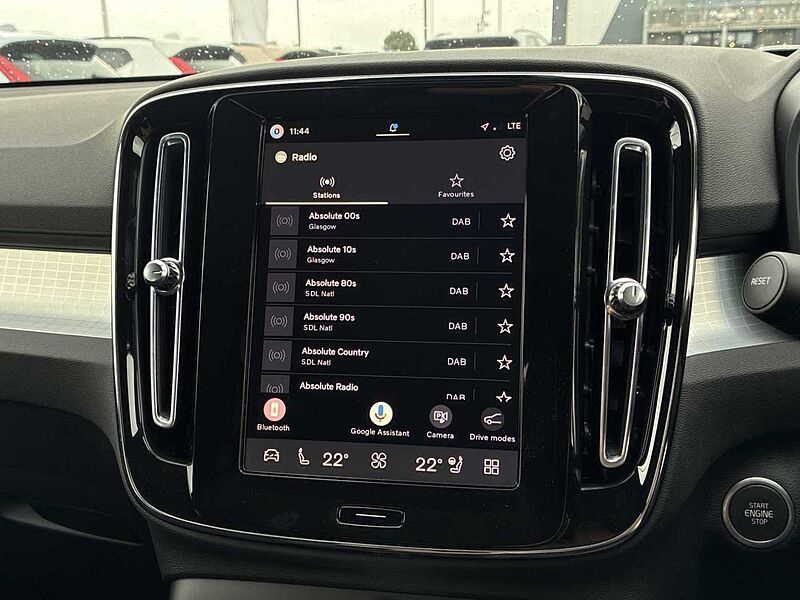 Volvo XC40 2.0 B4P Ultra Black Edition 5Dr Auto