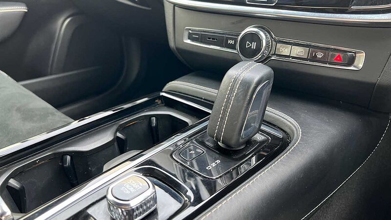 Volvo S90 2.0 T8 [390] Hybrid R DESIGN Plus 4dr AWD Gtron