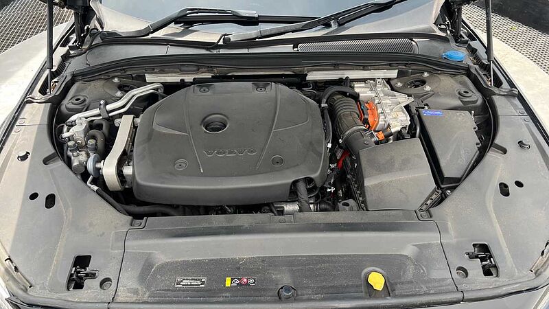 Volvo S90 2.0 T8 [390] Hybrid R DESIGN Plus 4dr AWD Gtron