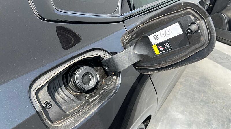 Volvo S90 2.0 T8 [390] Hybrid R DESIGN Plus 4dr AWD Gtron