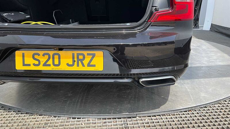 Volvo S90 2.0 T8 [390] Hybrid R DESIGN Plus 4dr AWD Gtron