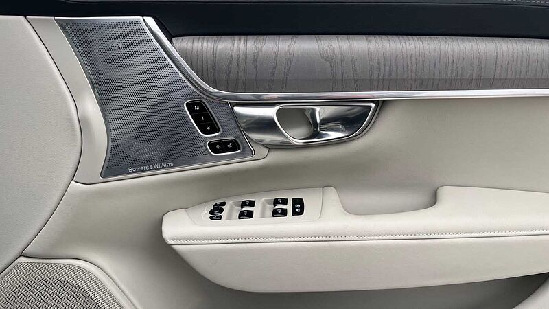 Volvo V90 Volvo  Estate 2.0 T8 [455] PHEV Ultra Dark 5dr AWD Auto