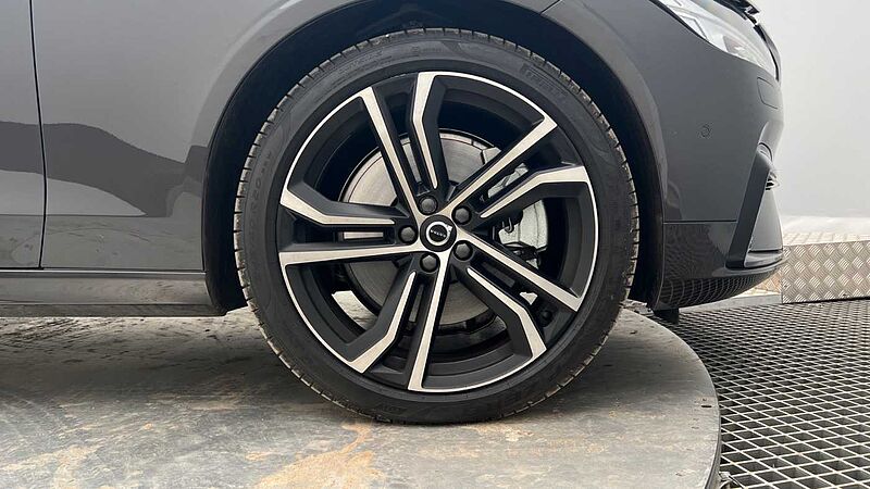 Volvo V90 Volvo  Estate 2.0 T8 [455] PHEV Ultra Dark 5dr AWD Auto