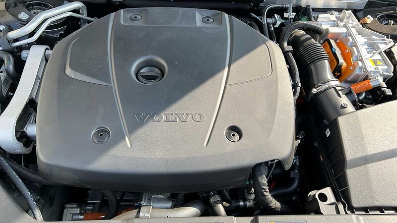 Volvo V60 2.0 T8 [455] Phev Ultra Dark 5Dr AWD Auto Estate