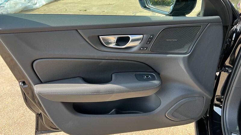 Volvo V60 2.0 T8 [455] Phev Ultra Dark 5Dr AWD Auto Estate