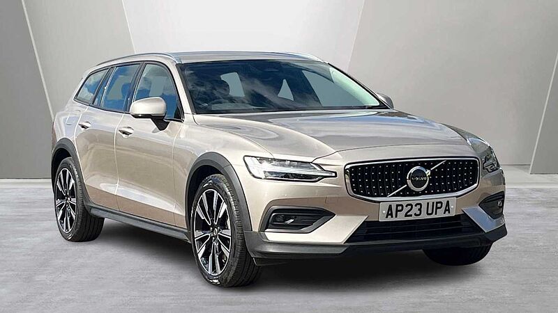 Volvo V60 Cross Country Plus, B5 AWD mild hybrid, Petrol