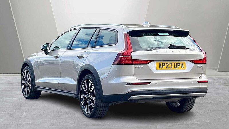 Volvo V60 Cross Country Plus, B5 AWD mild hybrid, Petrol