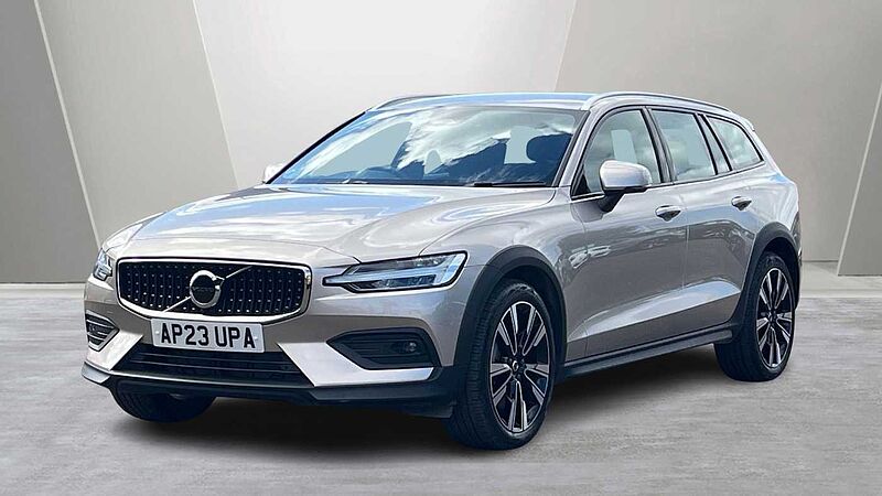 Volvo V60 Cross Country Plus, B5 AWD mild hybrid, Petrol