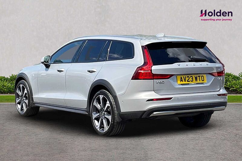 Volvo V60 Cross Country V60 Cross Country Plus, B5 AWD mild hybrid, Petrol