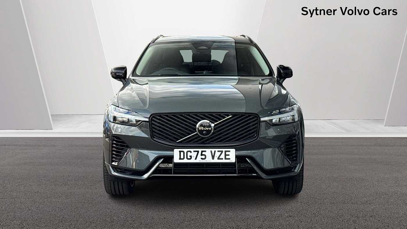 Volvo XC60 T8 Ultra, AWD Plug-in hybrid, Electric/Petrol, Dark